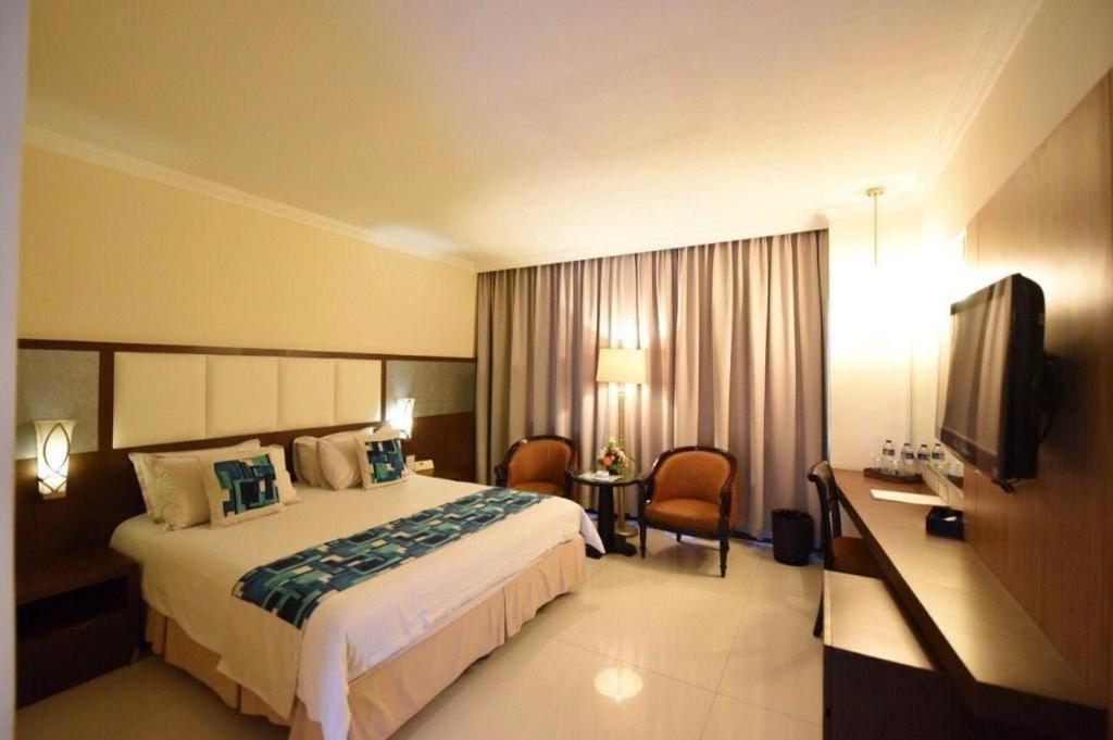 Kedaton Hotel Bandung Exterior photo