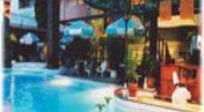 Kedaton Hotel Bandung Exterior photo